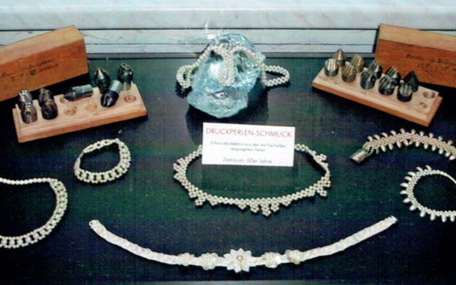 Die Spur der Glasperlen – filigrane Handwerkskunst aus Lauscha, geprägt von Tradition und Innovation im Weihnachtsland am Rennsteig®.