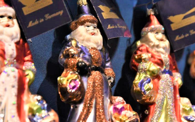 Traditionelle Glasbläsereien in Lauscha – kunstvoll gefertigter Christbaumschmuck aus hochwertiger Glaskunst im Weihnachtsland am Rennsteig®.