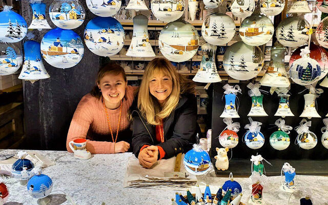 Traditionelle Glasbläsereien in Lauscha – kunstvoll gefertigter Christbaumschmuck aus hochwertiger Glaskunst im Weihnachtsland am Rennsteig®.