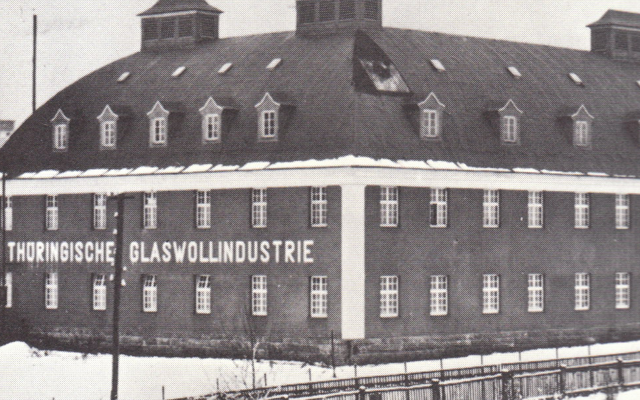 Industrieglaserzeugung aus Lauscha – hochwertige Glastechnologie, geprägt von traditionellem Handwerk und Innovation im Weihnachtsland am Rennsteig®.