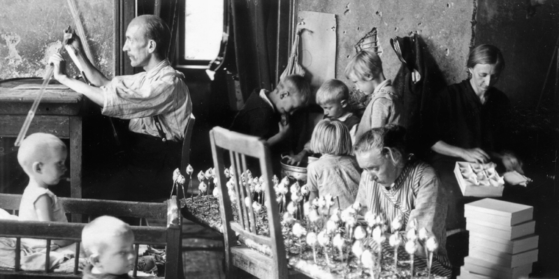 Weihnachtsland Lauscha – kunstvoll gefertigter Christbaumschmuck und Glasdekoration aus der Heimat der Glaskunst.