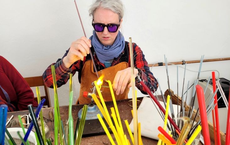 Lauscha Glaskunst GmbH – Handgefertigte Glaskunst aus Lauscha, vereint Tradition und Innovation im Herzen des Weihnachtslands am Rennsteig.