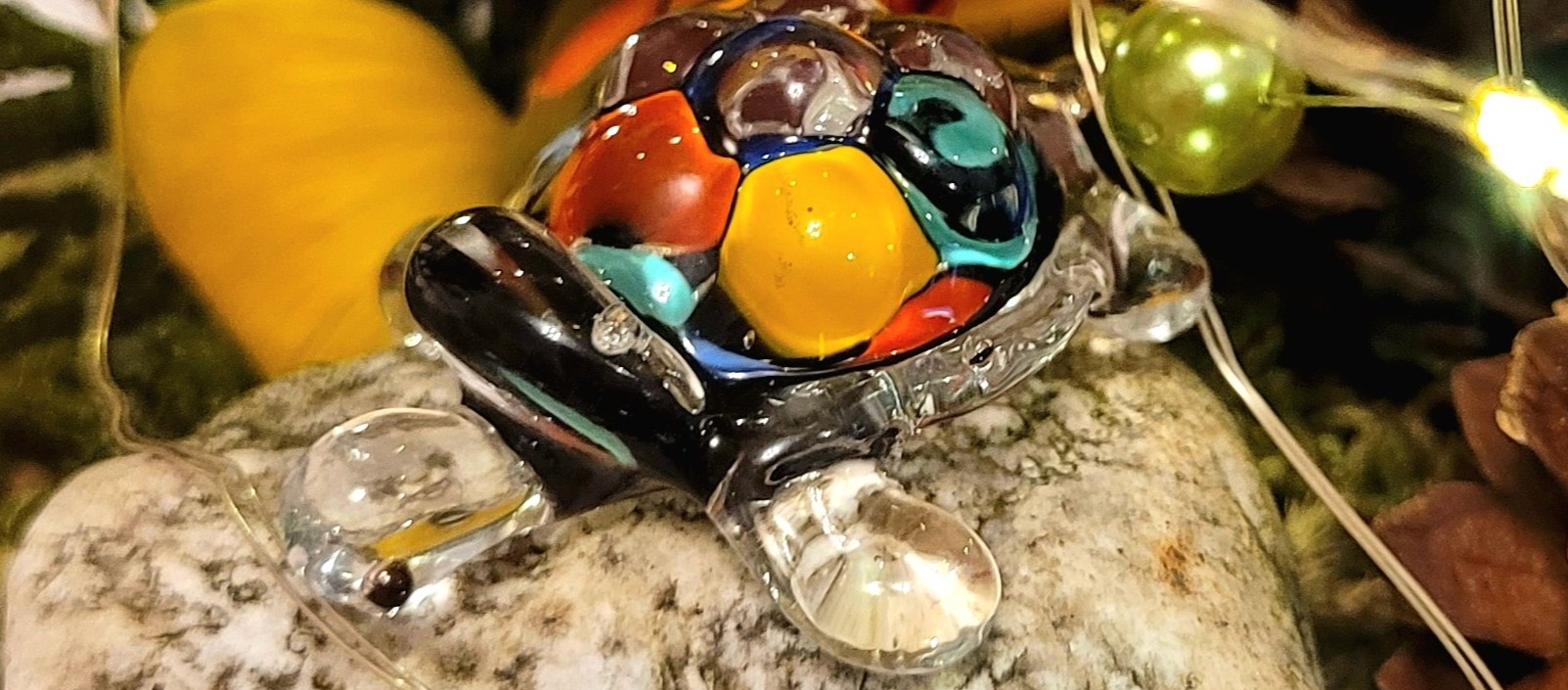 Handgefertigte Glaskunst aus den Kunstglasbläser-Werkstätten in Lauscha – meisterhaftes Handwerk im Weihnachtsland am Rennsteig®.